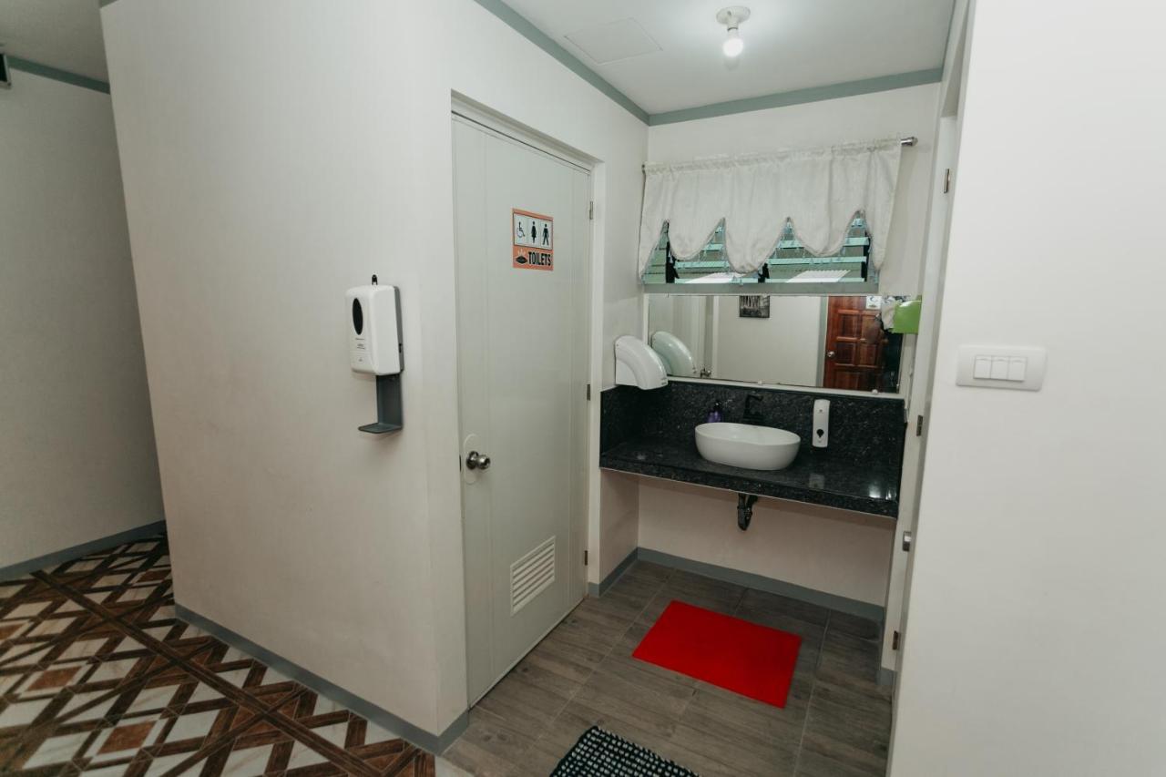 Kingswick Residences & Lodge Dumaguete City Ngoại thất bức ảnh